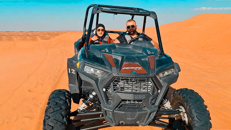 Polaris RZR Turbo: 2-Seater Buggy rental in Dubai Adventure