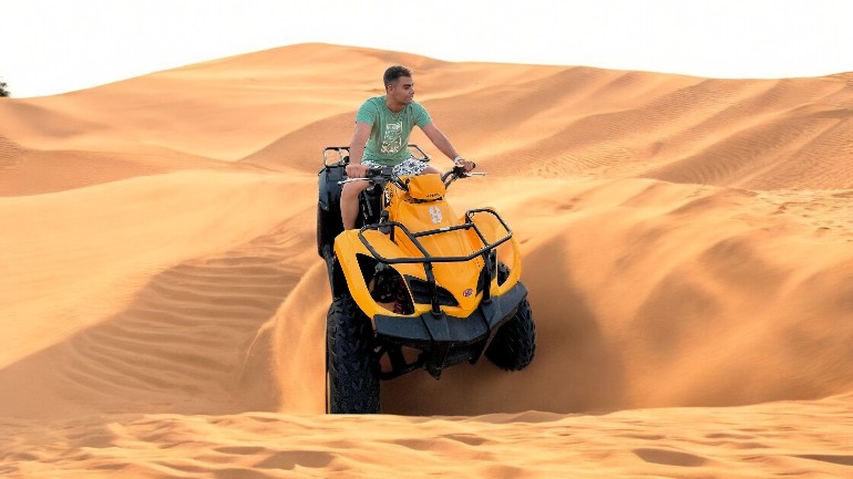 Explore Dubai on 4-Wheeler Quad Bike Rental Dubai with Your Family