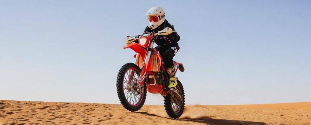 Pros of Going on Enduro Bike Tours in Dubai